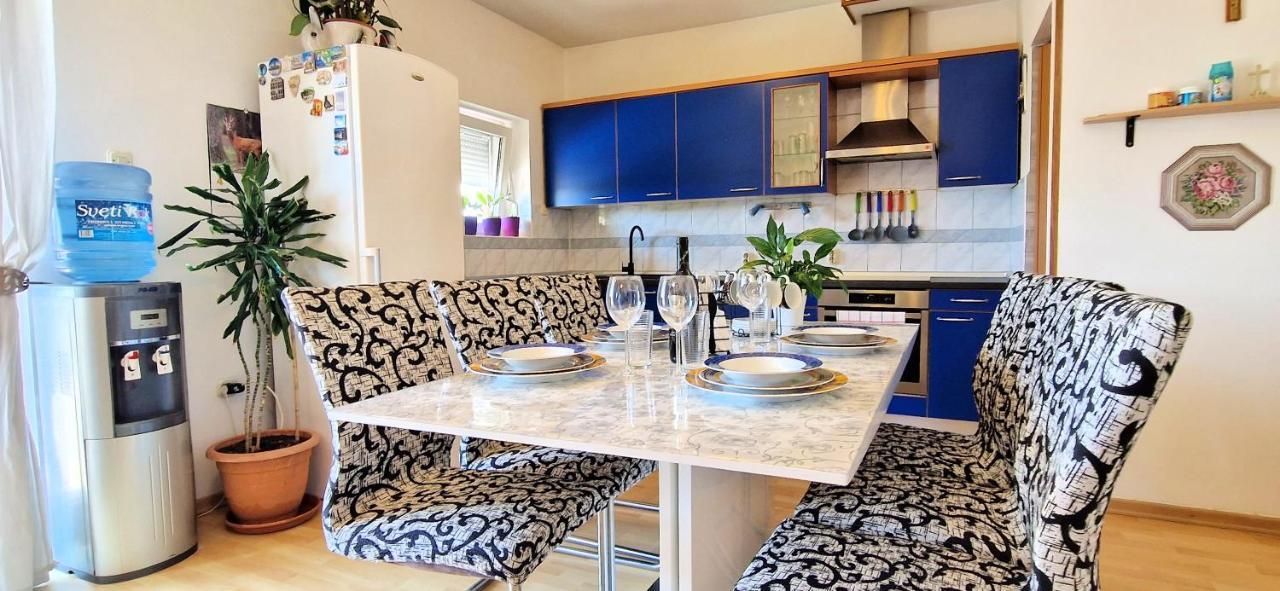 Apartments Pinezic Skrbcici Экстерьер фото