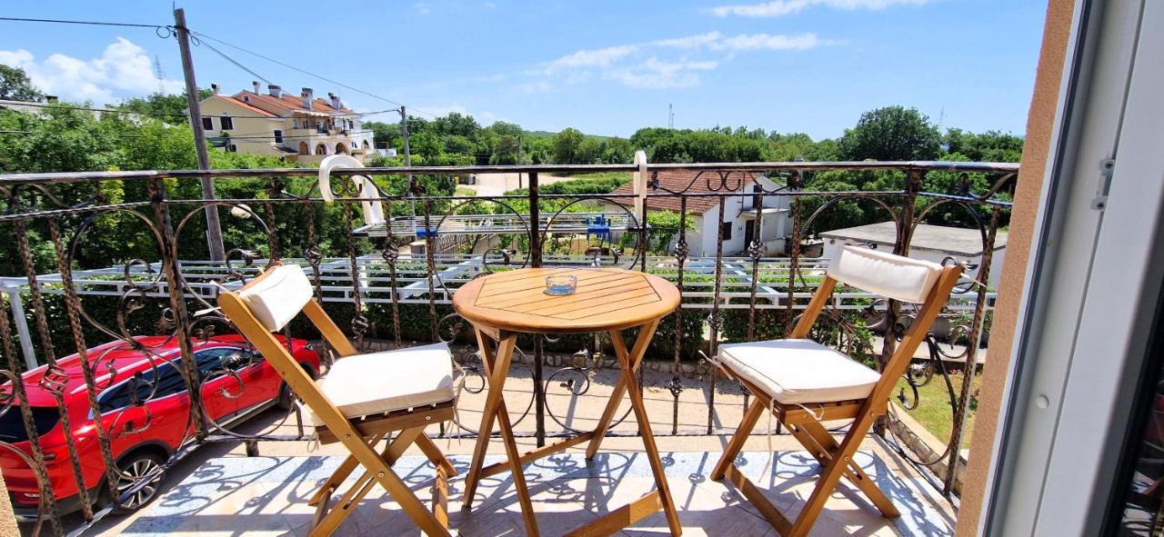 Apartments Pinezic Skrbcici Экстерьер фото